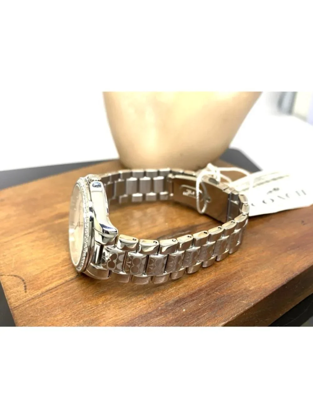 Coach Womens Watch 14503503 Astor Quartz Gemmed Silver Dial Stainless Steel 31mm